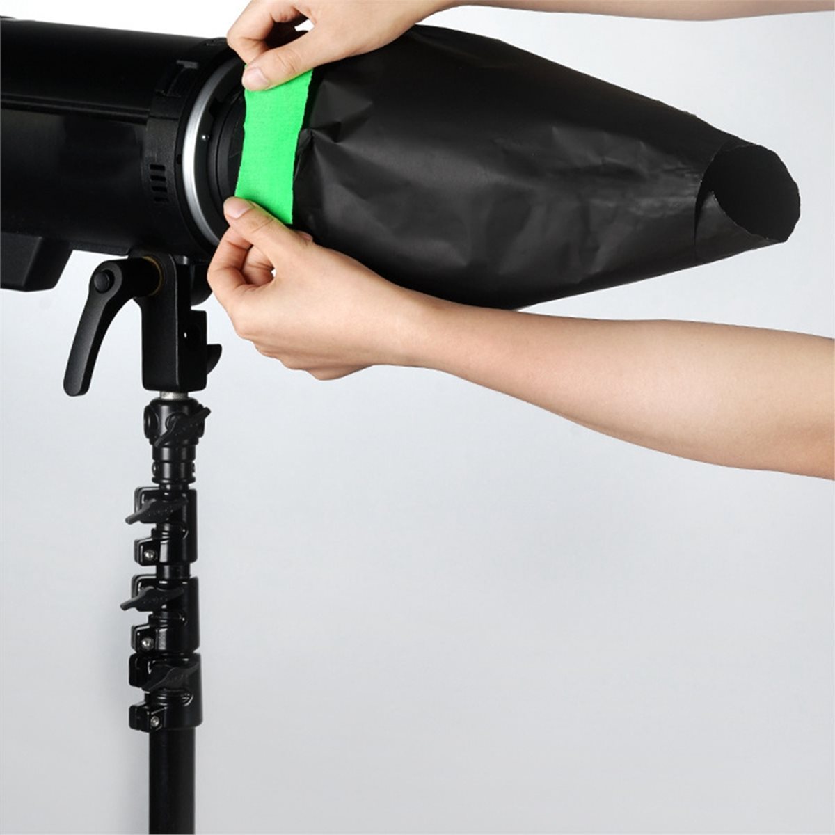 ورق تصوير فوتوغرافي أسود مزدوج - مراجعة Photography Lighting Essentials وسعره