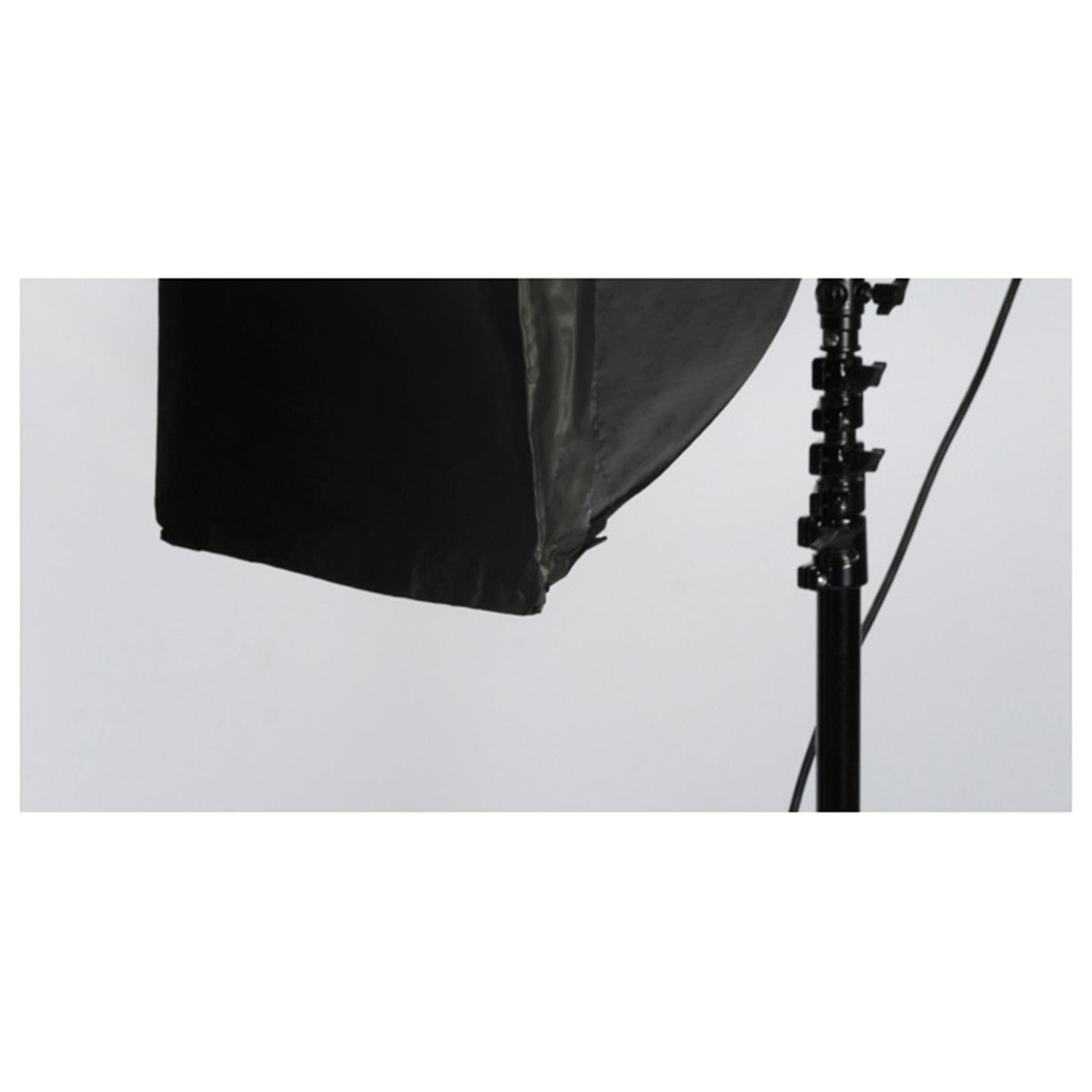 ورق تصوير فوتوغرافي أسود مزدوج - مراجعة Photography Lighting Essentials وسعره