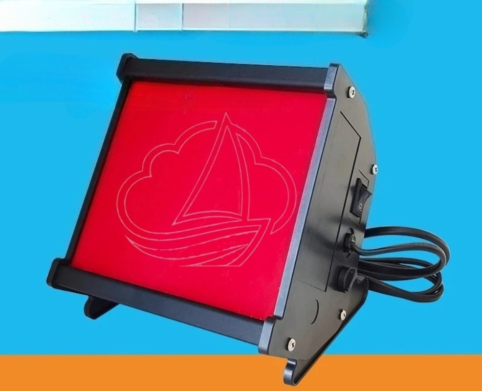 ضوء أحمر للغرف المظلمة لتطوير  - مراجعة Photography Lighting Essentials وسعره